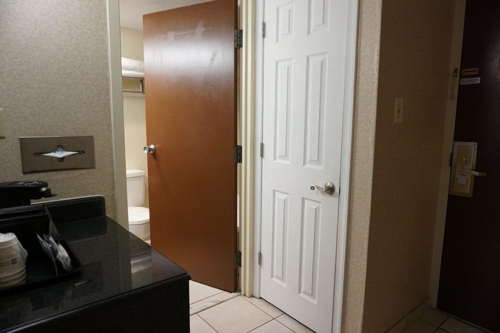 Hotel Western Capital Beltway Washington Dc